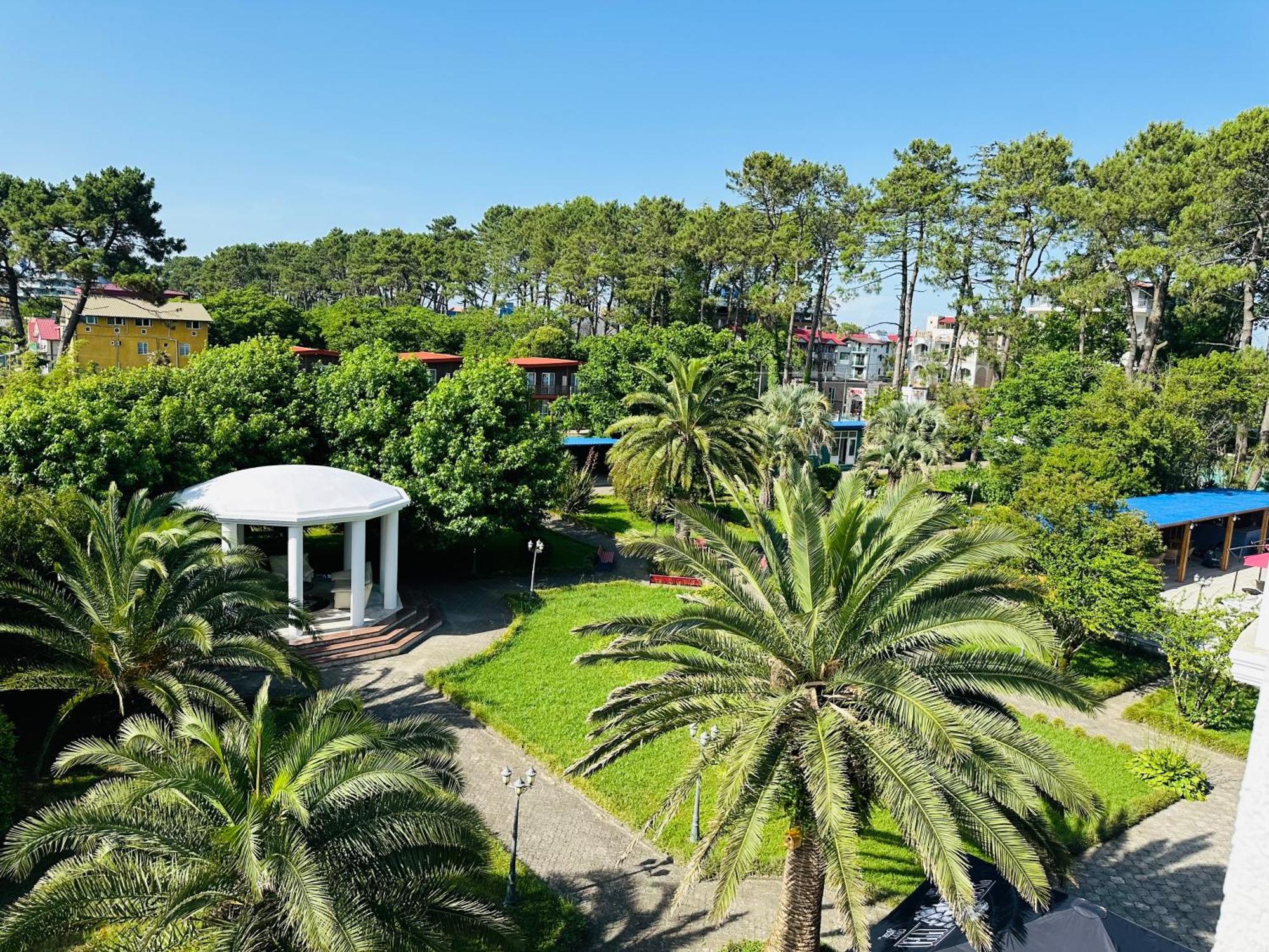 Claude Monet Beach Hotel ウレキ エクステリア 写真