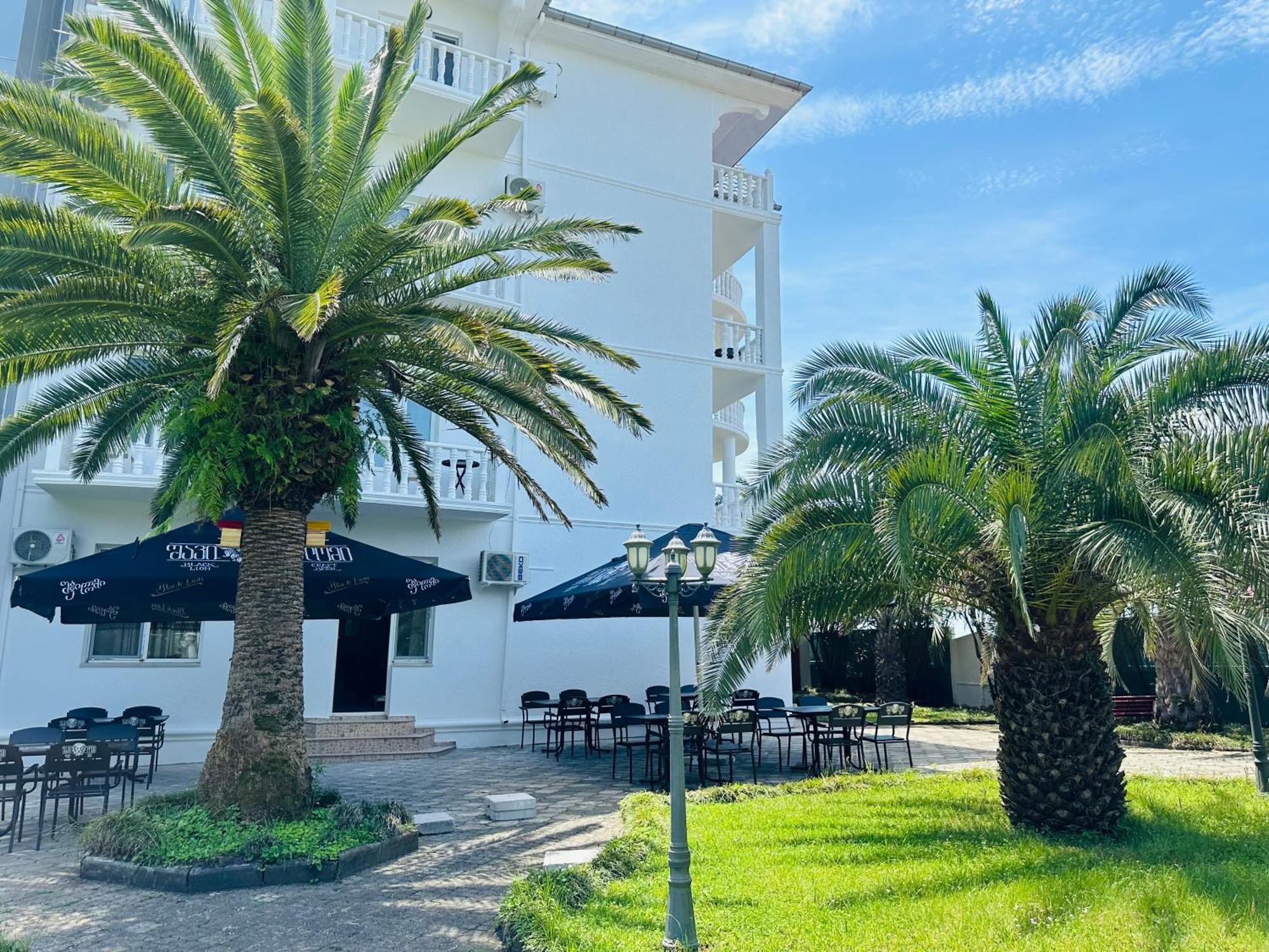 Claude Monet Beach Hotel ウレキ エクステリア 写真